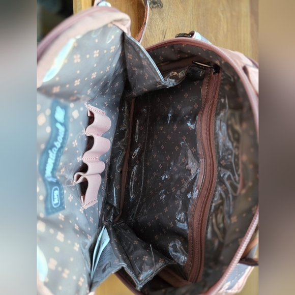✨Lug Roundabout XL Convertible Crossbody Bag 🎒🌹 Camo Rose NWT - Picture 10 of 16